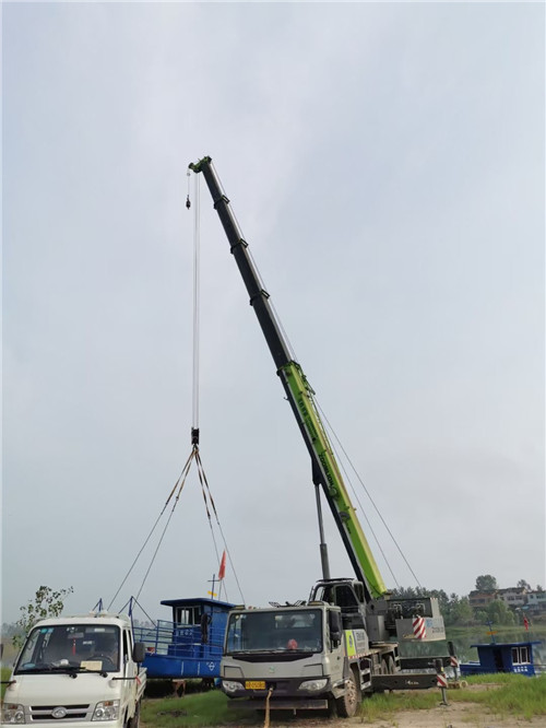 谢通门县桥梁建设吊装案例